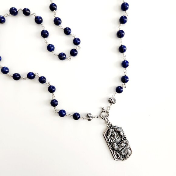 DRAGON STRLING SILVER LAPIS LAZULI. HANDMADE NECKLACE